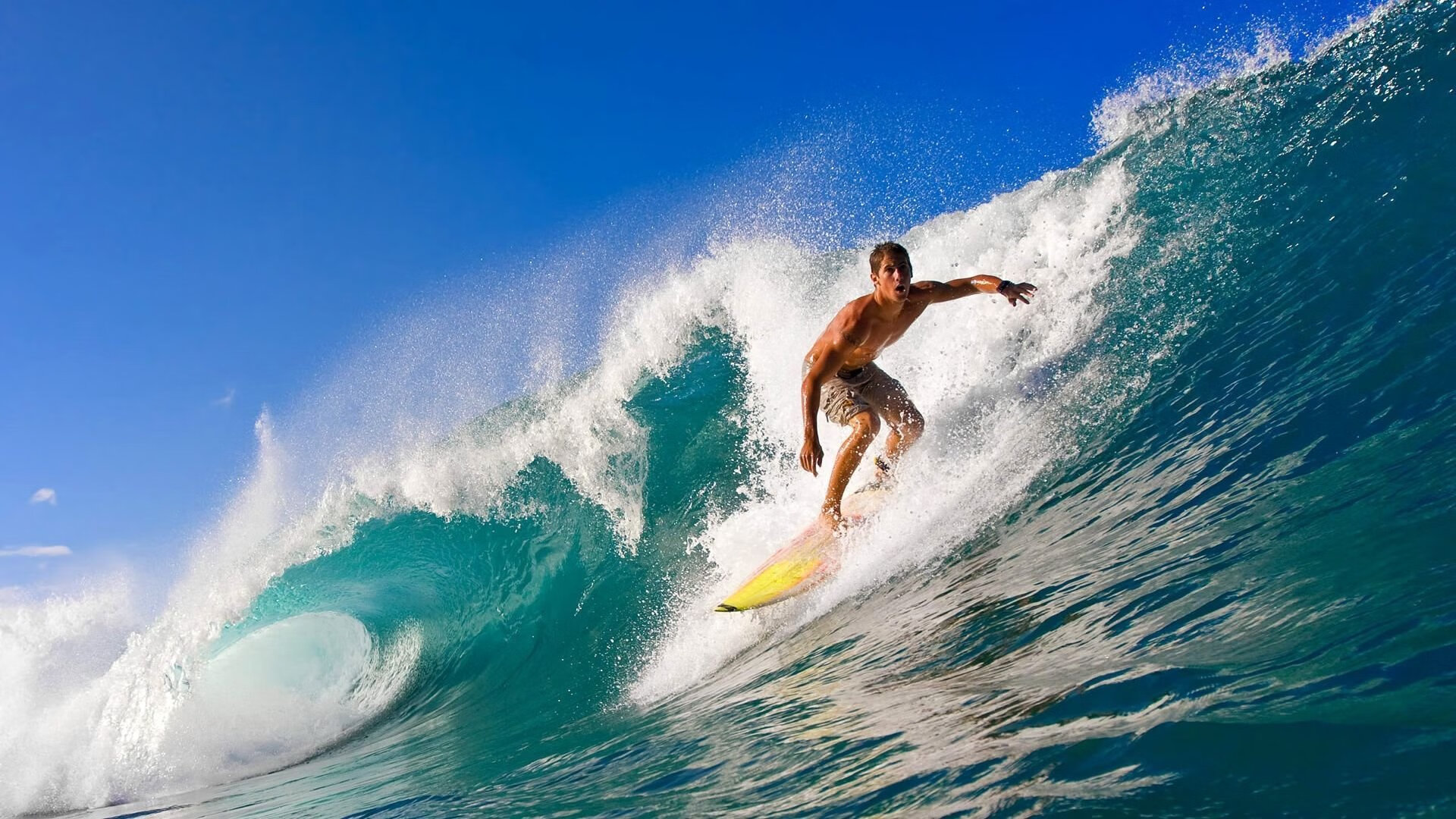 “意甲火热进行，传统豪门迎来大考”，意甲传统三大豪门